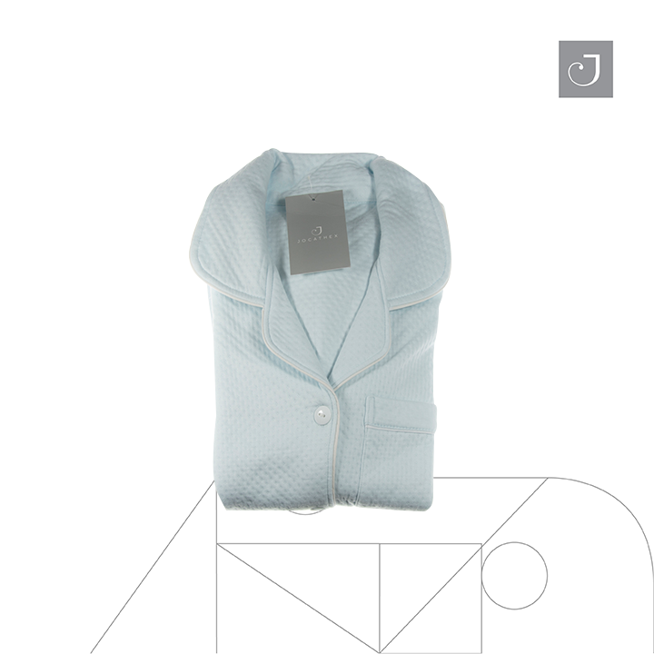 Pijama de piqué celeste con filo blanco, diseño de huellitas - Jocathex